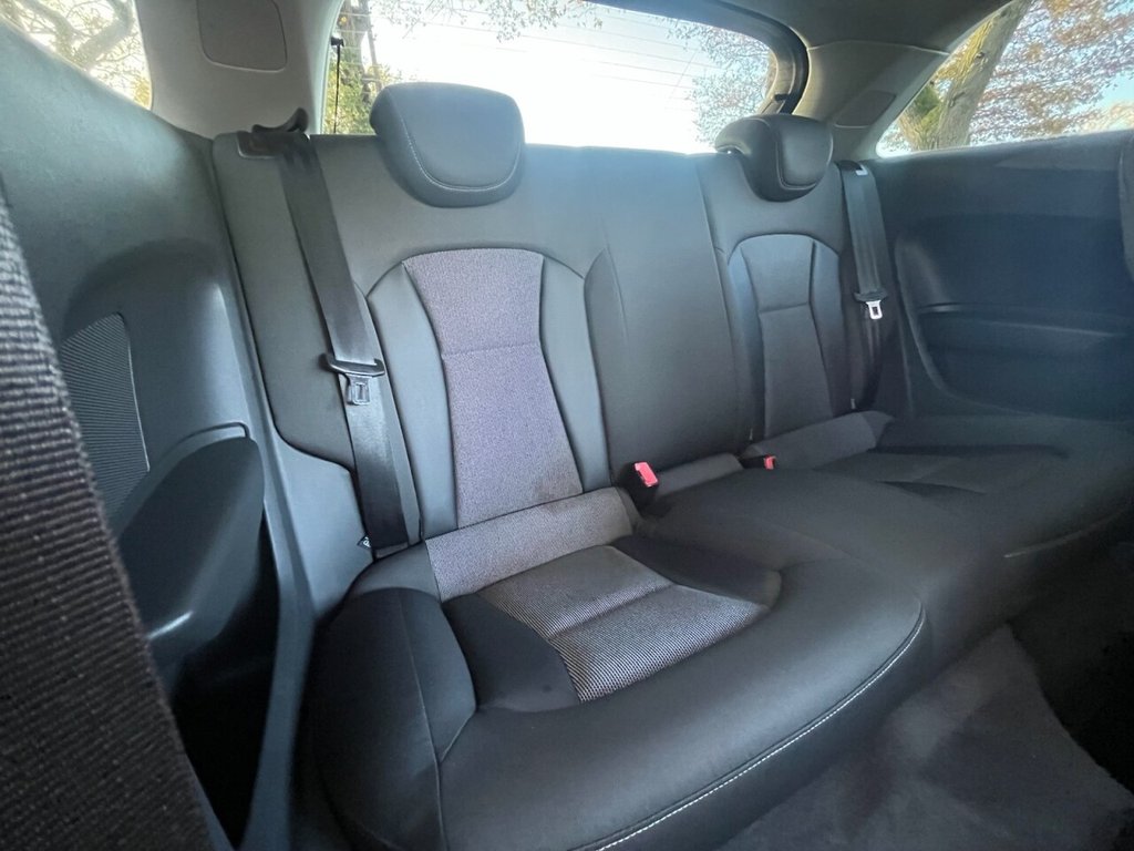 Used Audi A1 2011 for sale - 76768648: Photo 9