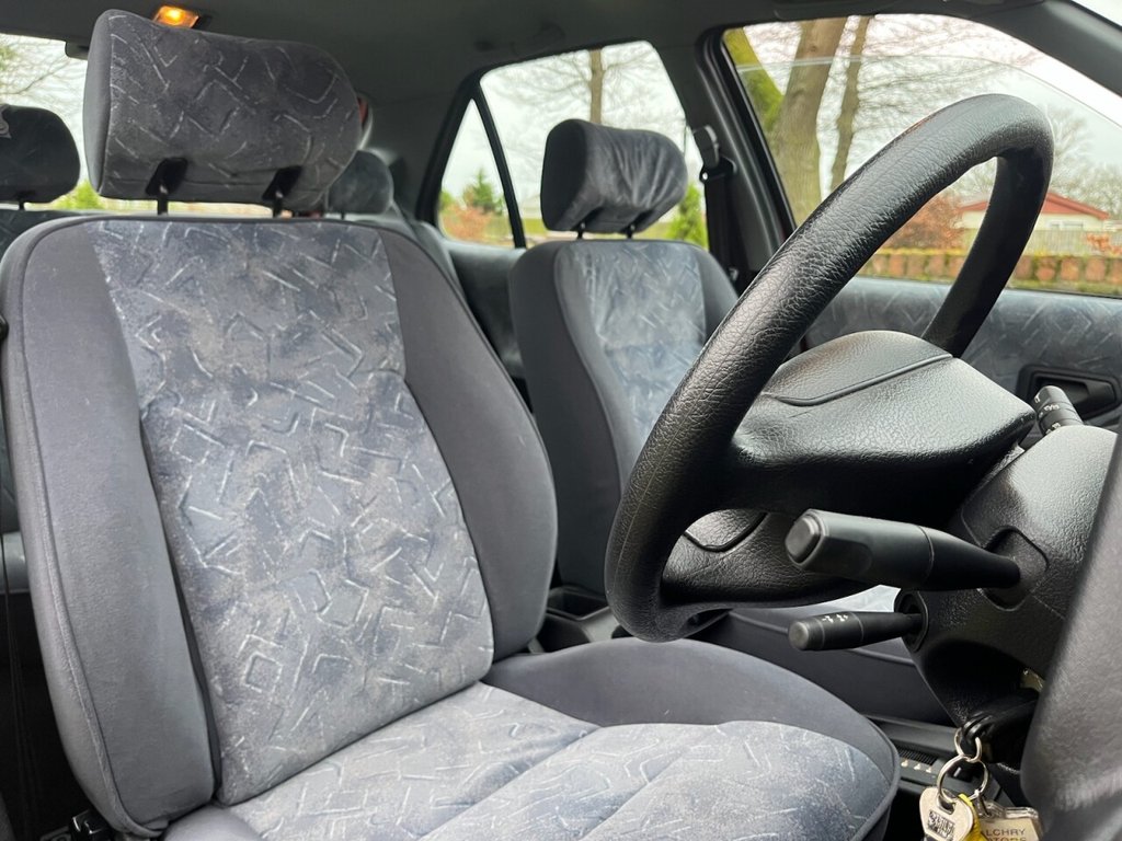 Used Peugeot 306 1997 for sale - 77806474: Photo 13