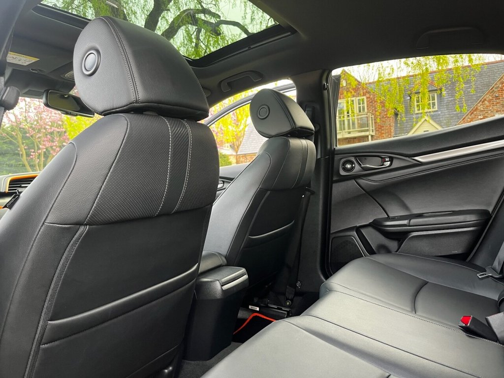 Used Honda Civic 2019 for sale - 78167170: Photo 13