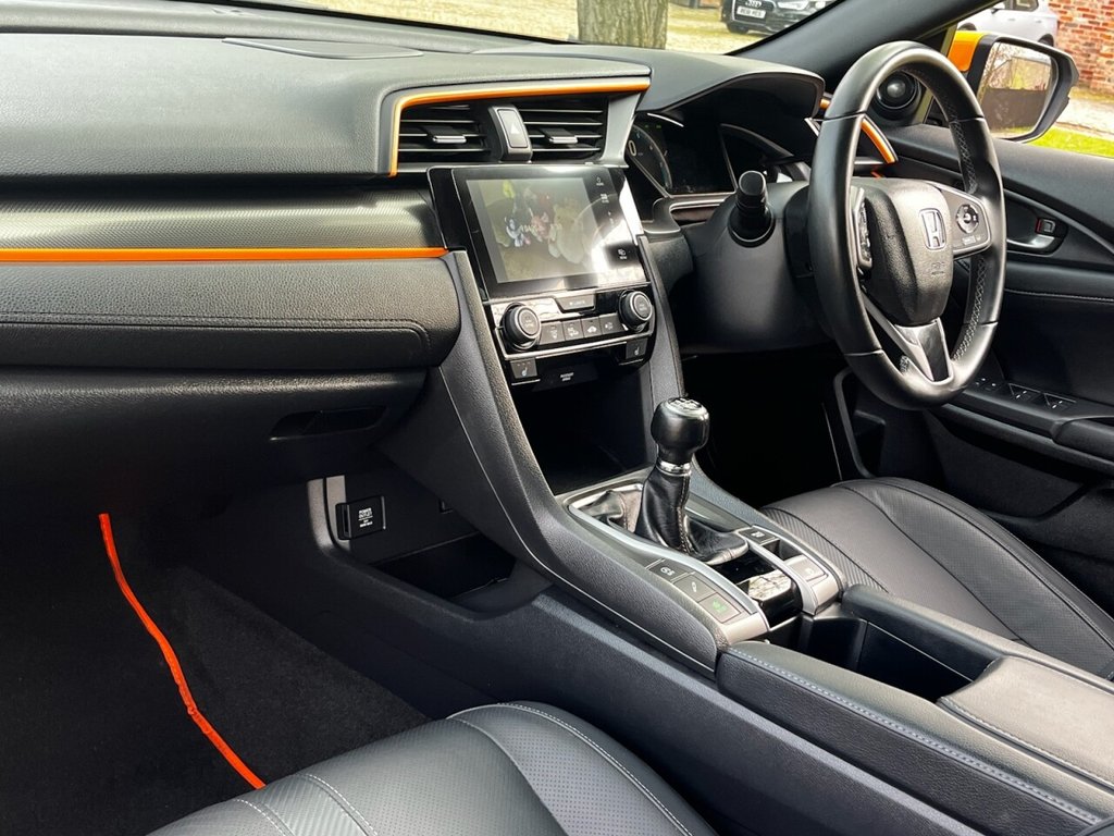 Used Honda Civic 2019 for sale - 78167170: Photo 15