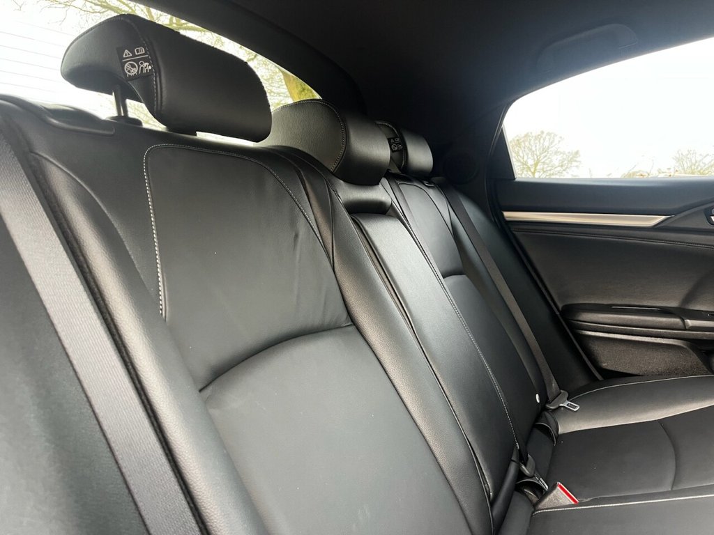 Used Honda Civic 2019 for sale - 78167170: Photo 18