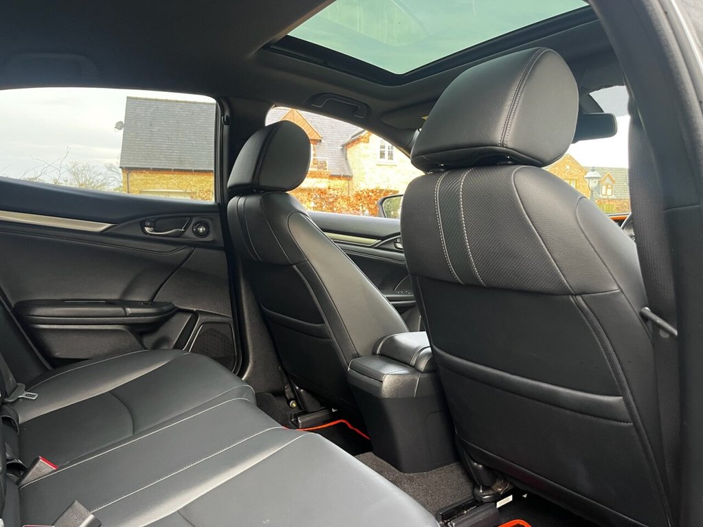 Used Honda Civic 2019 for sale - 78167170: Photo 20