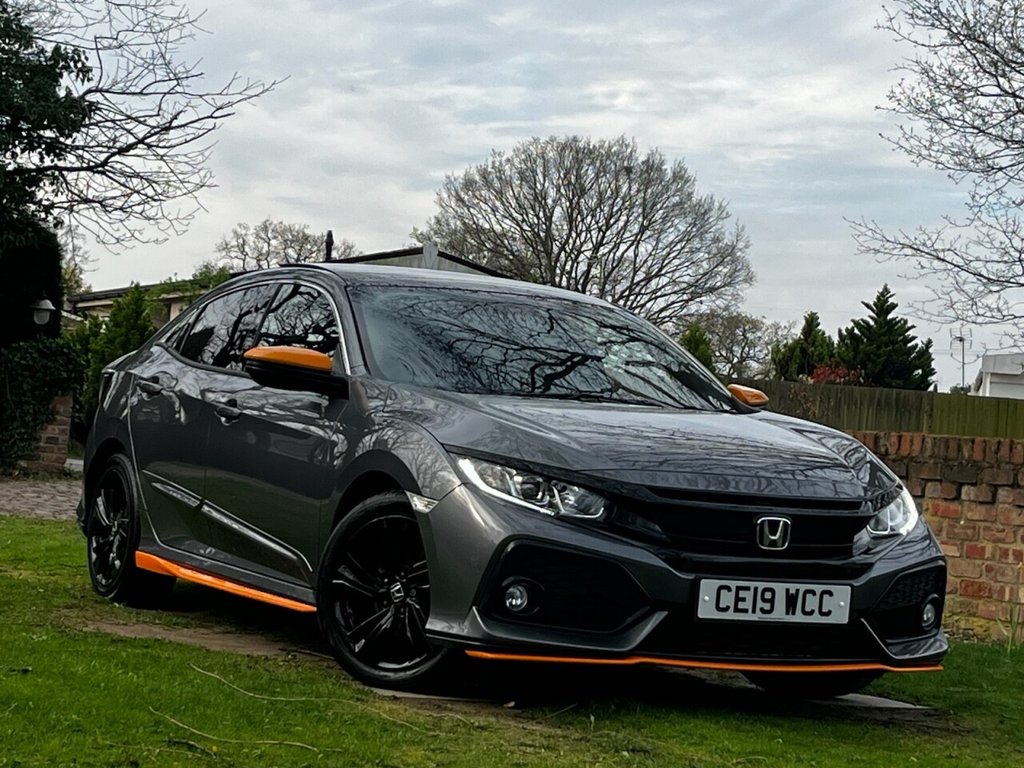 Used Honda Civic 2019 for sale - 78167170: Photo 3