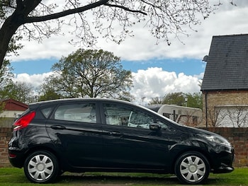 Used Ford Fiesta 2010 for sale - 78315352: Photo