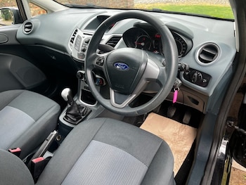 Used Ford Fiesta 2010 for sale - 78315352: Photo
