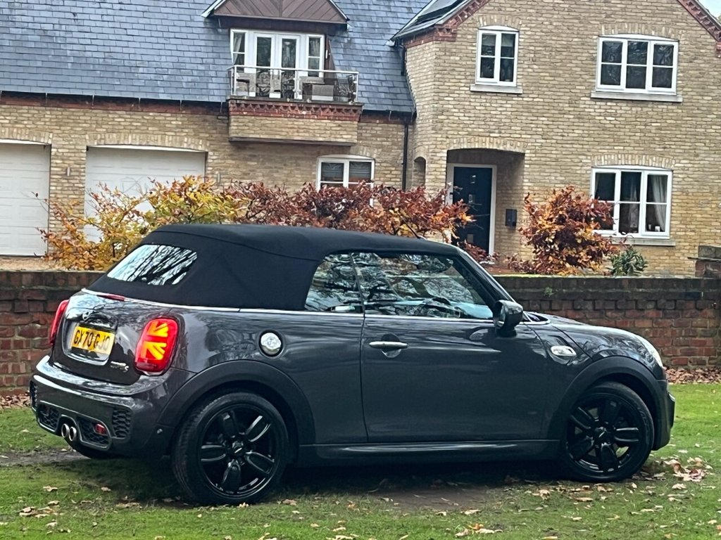 Used MINI Convertible 2020 for sale - 76724144: Photo 22