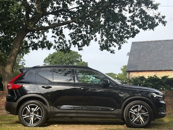 Used Volvo XC40 2019 for sale - 79196936: Photo