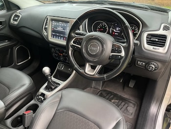 Used Jeep Compass 2018 for sale - 75974160: Photo 4