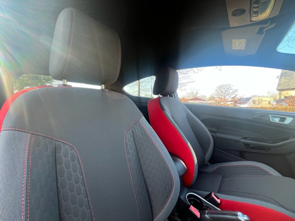 Used Ford Fiesta 2017 for sale - 78044198: Photo 17