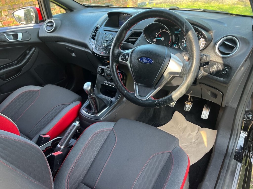 Used Ford Fiesta 2017 for sale - 78044198: Photo 4