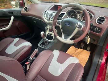 Used Ford Fiesta 2010 for sale - 77089194: Photo