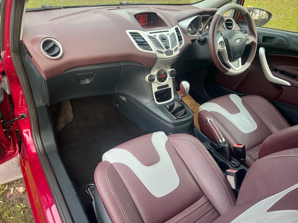 Used Ford Fiesta 2010 for sale - 77089194: Photo 7