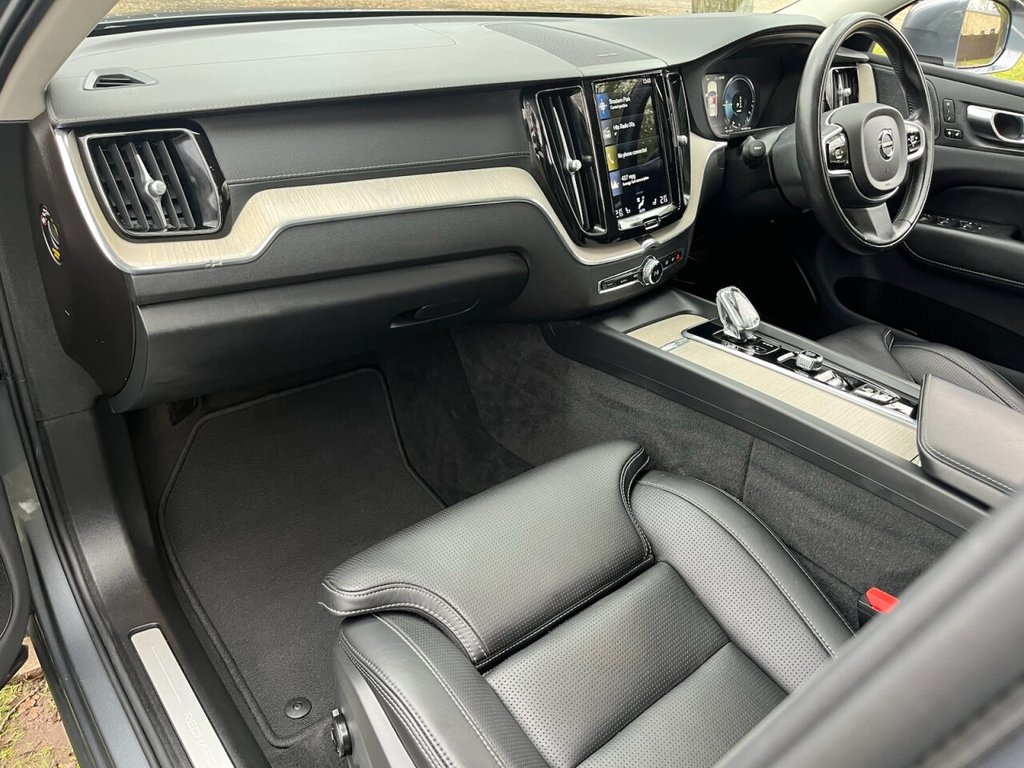 Used Volvo XC60 2021 for sale - 77499157: Photo 19