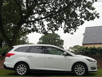 Used Ford Focus 2015 for sale - 78875374: Photo