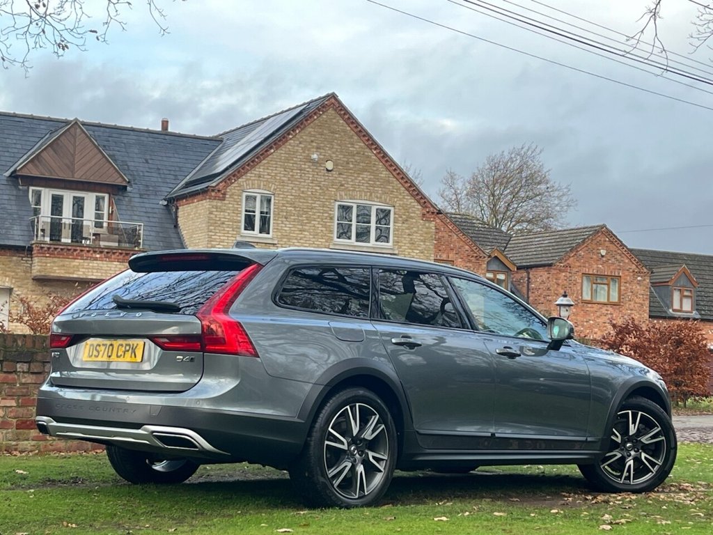 Used Volvo V90 Cross Country 2020 for sale - 76900796: Photo 15