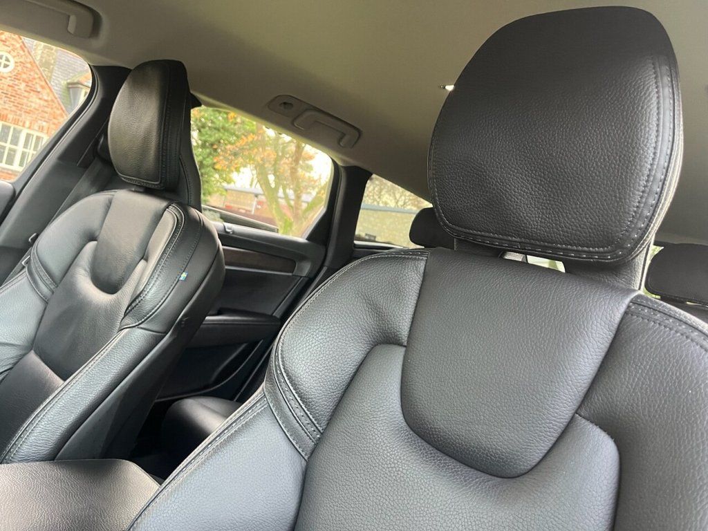 Used Volvo V90 Cross Country 2020 for sale - 76900796: Photo 9