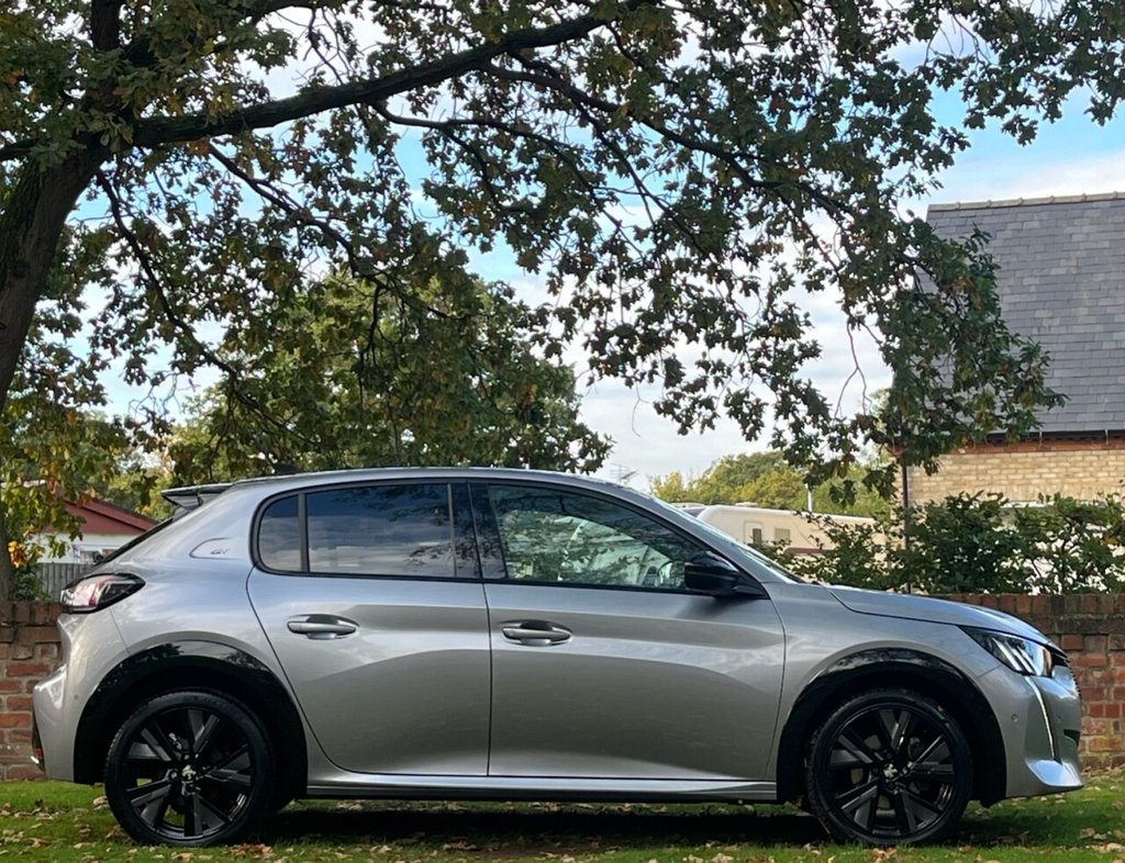 Used Peugeot 208 2022 for sale - 77593869: Photo 2