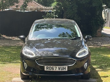 Used Ford Fiesta 2017 for sale - 79046184: Photo
