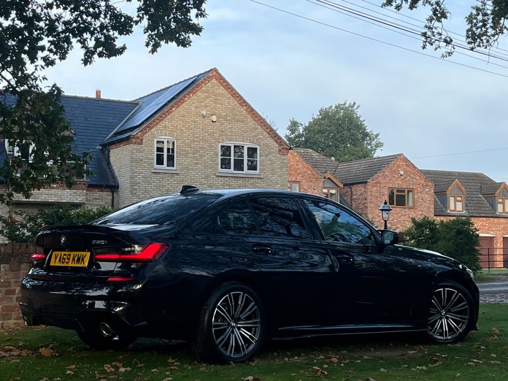 Used BMW 3 Series 2019 for sale - 76245379: Photo 11