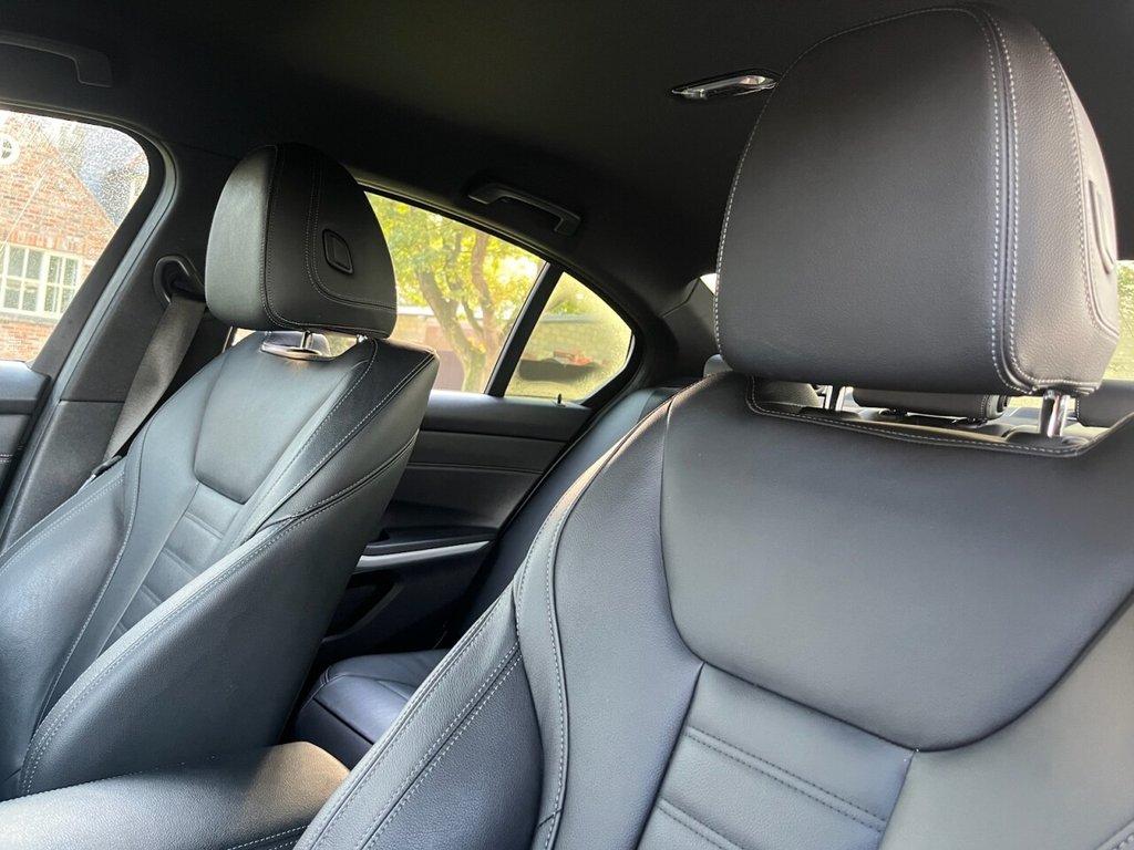 Used BMW 3 Series 2019 for sale - 76245379: Photo 14