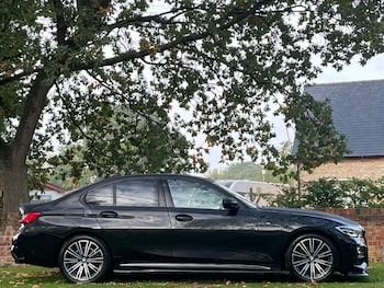 Used BMW 3 Series 2019 for sale - 76245379: Photo 2
