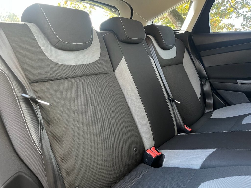 Used Ford Focus 2014 for sale - 76323677: Photo 8