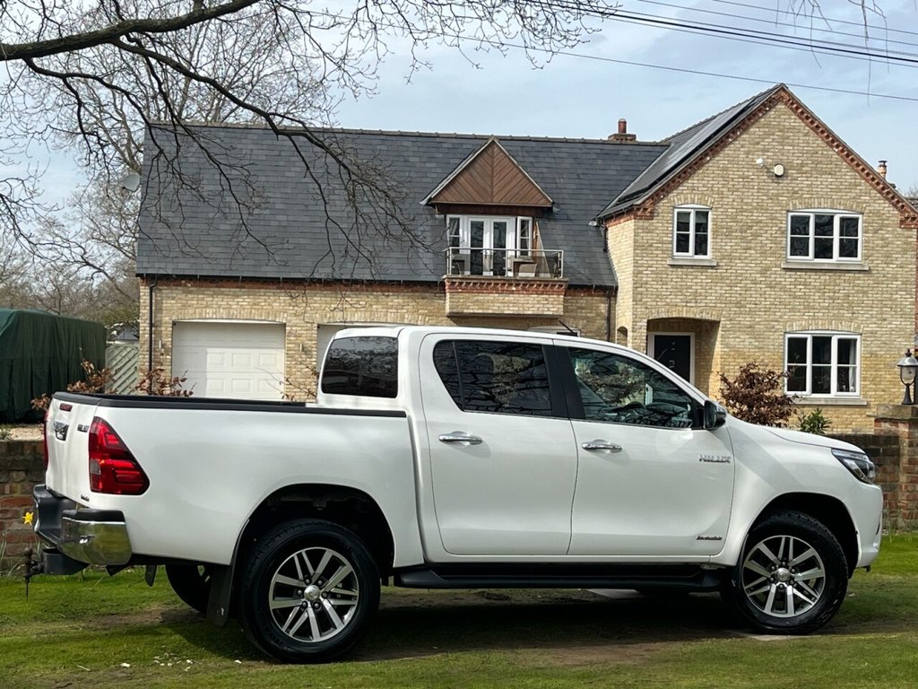 Used Toyota Hilux 2020 for sale - 77341545: Photo 3