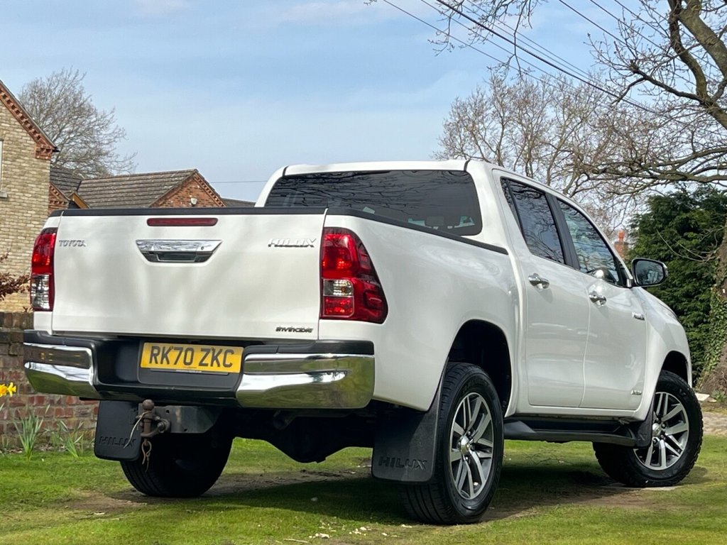 Used Toyota Hilux 2020 for sale - 77341545: Photo 4