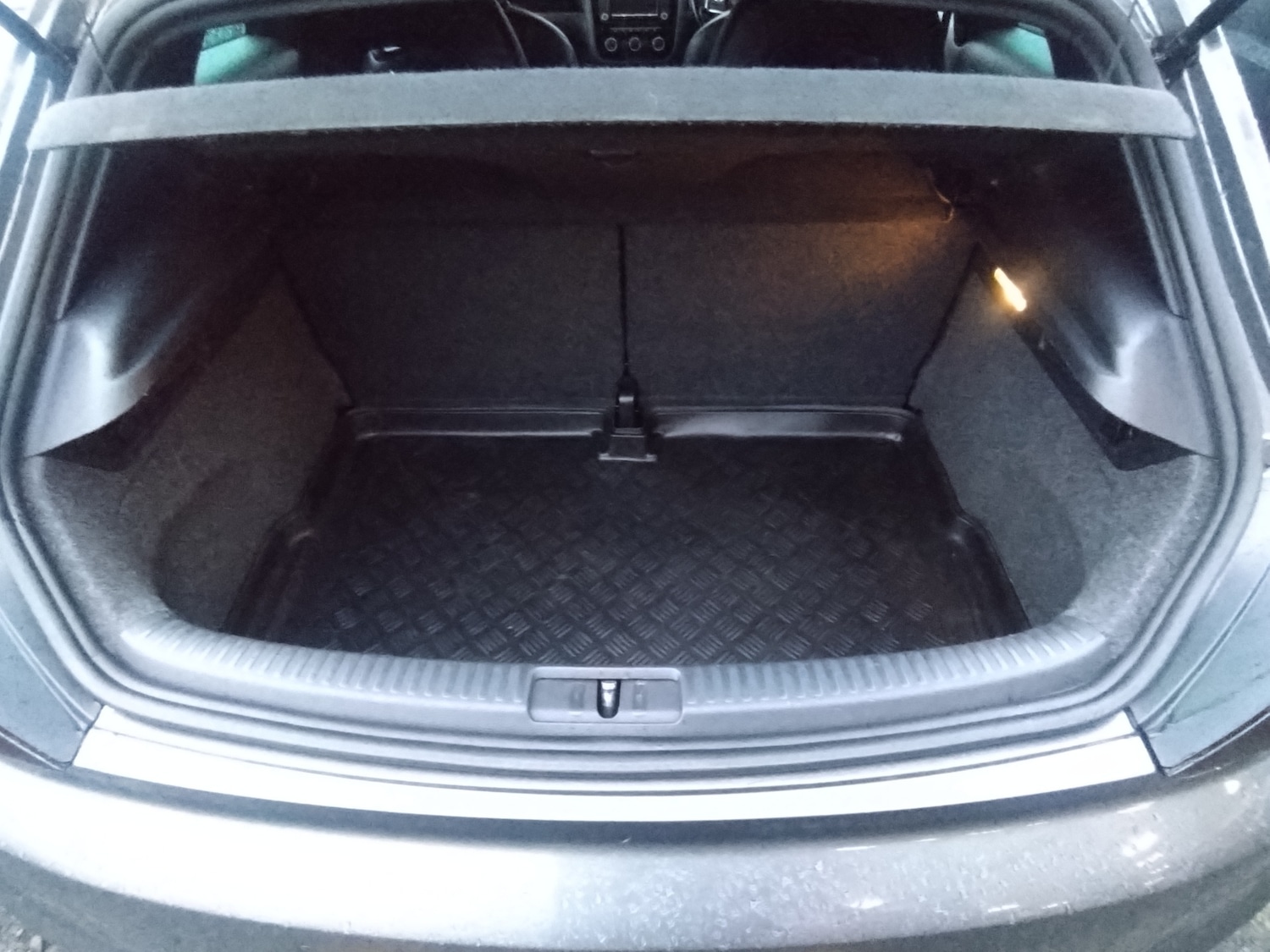 Used Volkswagen Scirocco 2016 for sale - 77159654: Photo 17