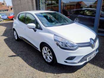 Used Renault Clio 2017 for sale - 74769739: Photo