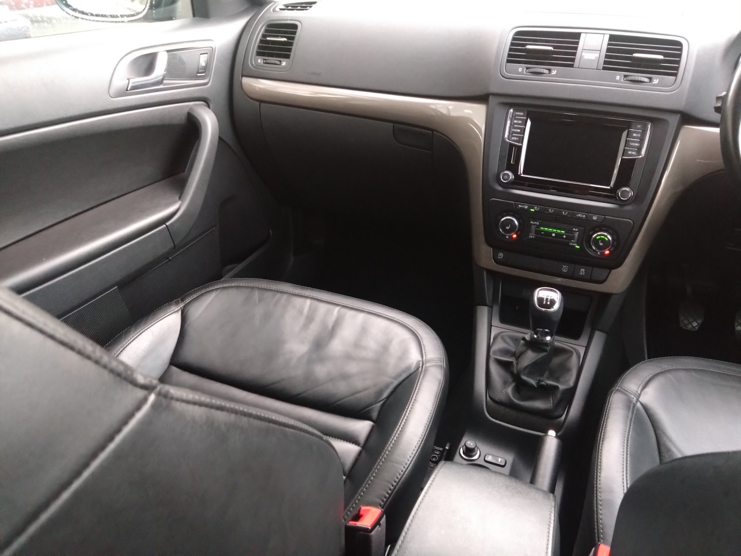 Used Skoda Yeti 2016 for sale - 76363108: Photo 24