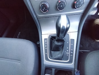 Used Volkswagen Golf 2015 for sale - 77718545: Photo