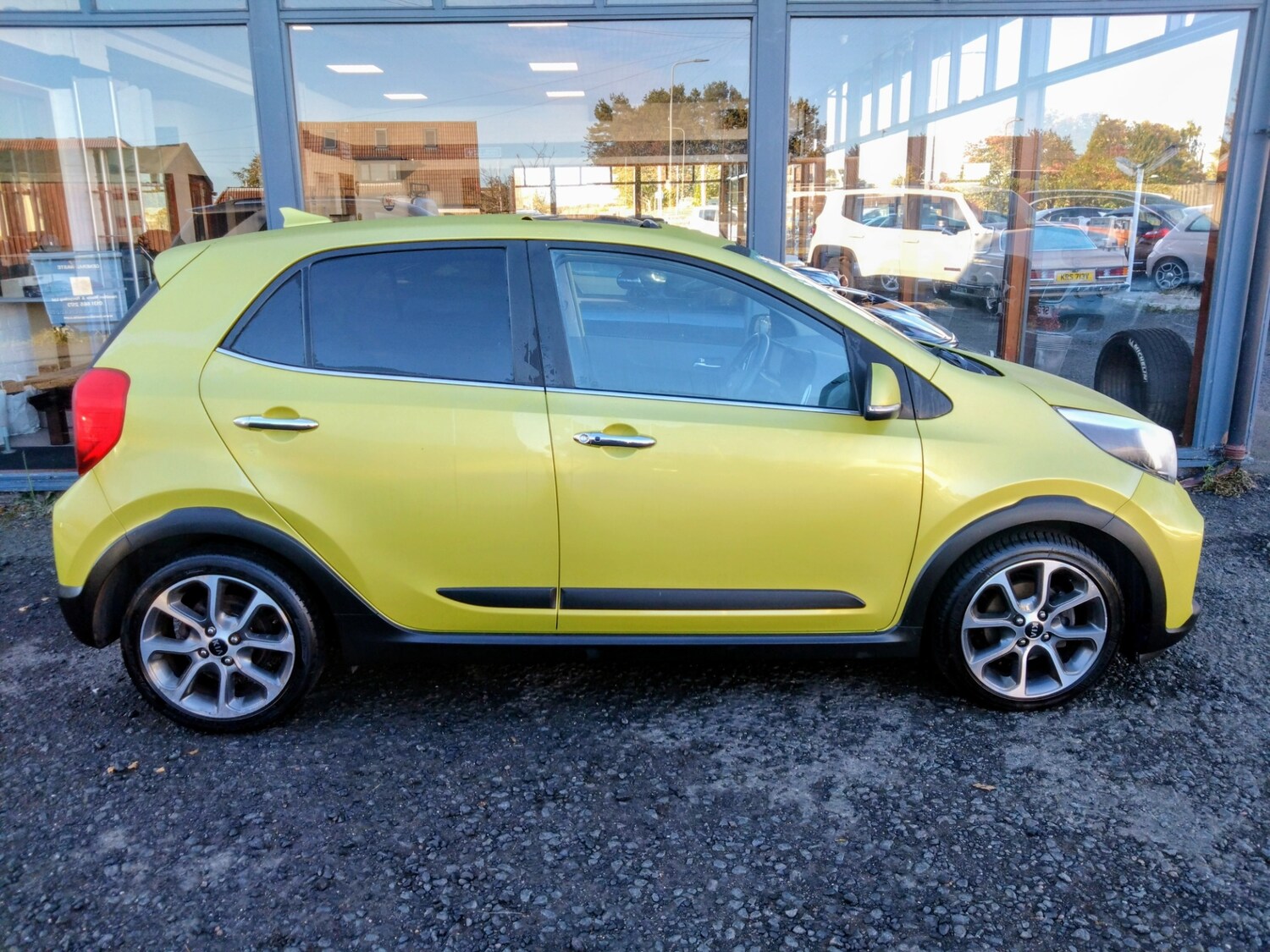 Used Kia Picanto 2018 for sale - 76076919: Photo 3