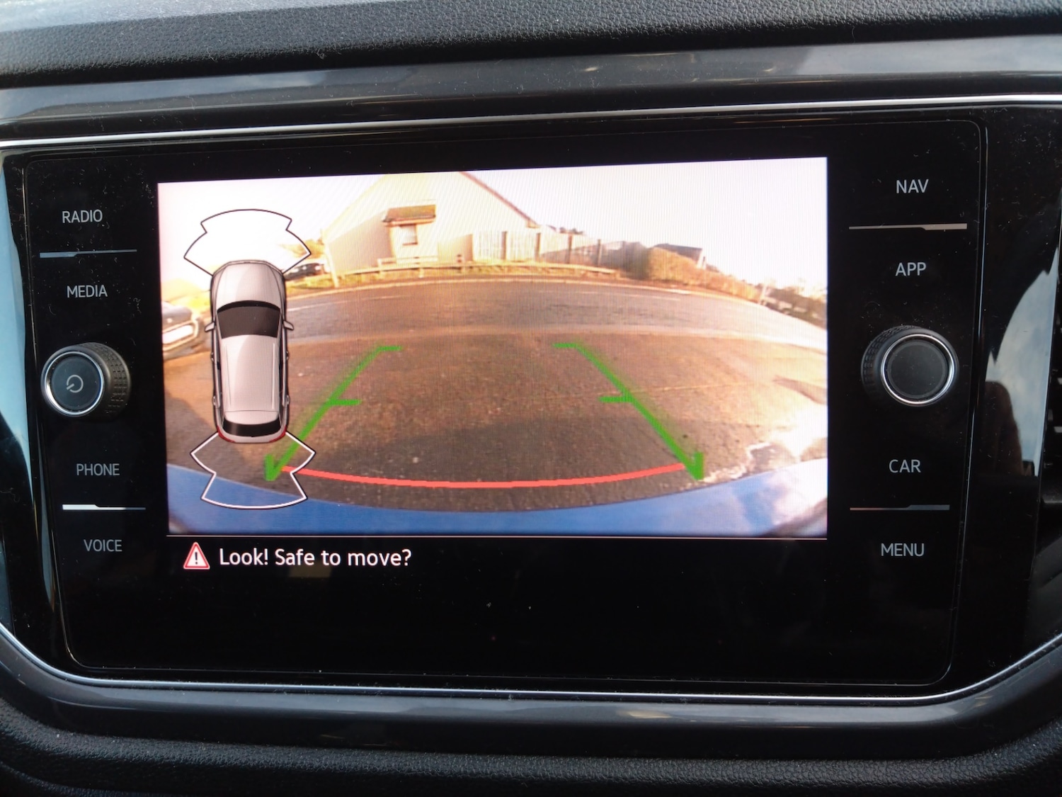 Used Volkswagen T-Roc 2021 for sale - 77159147: Photo 11