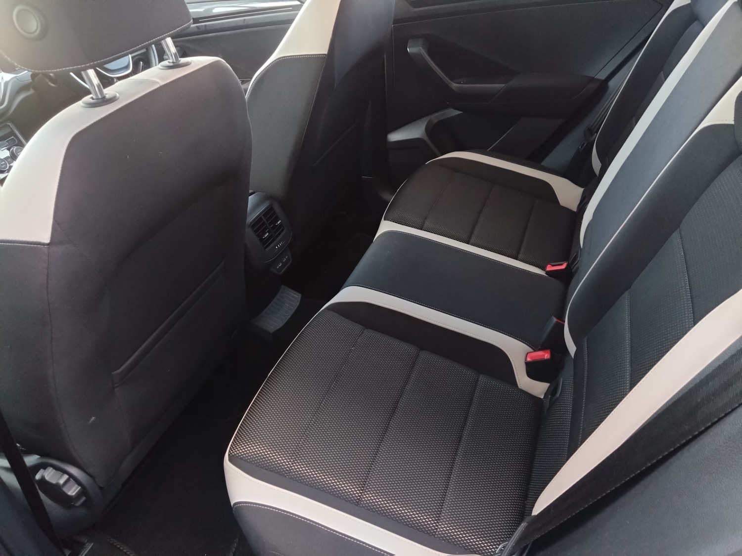 Used Volkswagen T-Roc 2021 for sale - 77159147: Photo 17