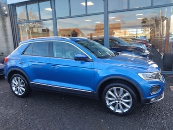 Used Volkswagen T-Roc 2021 for sale - 77159147: Photo