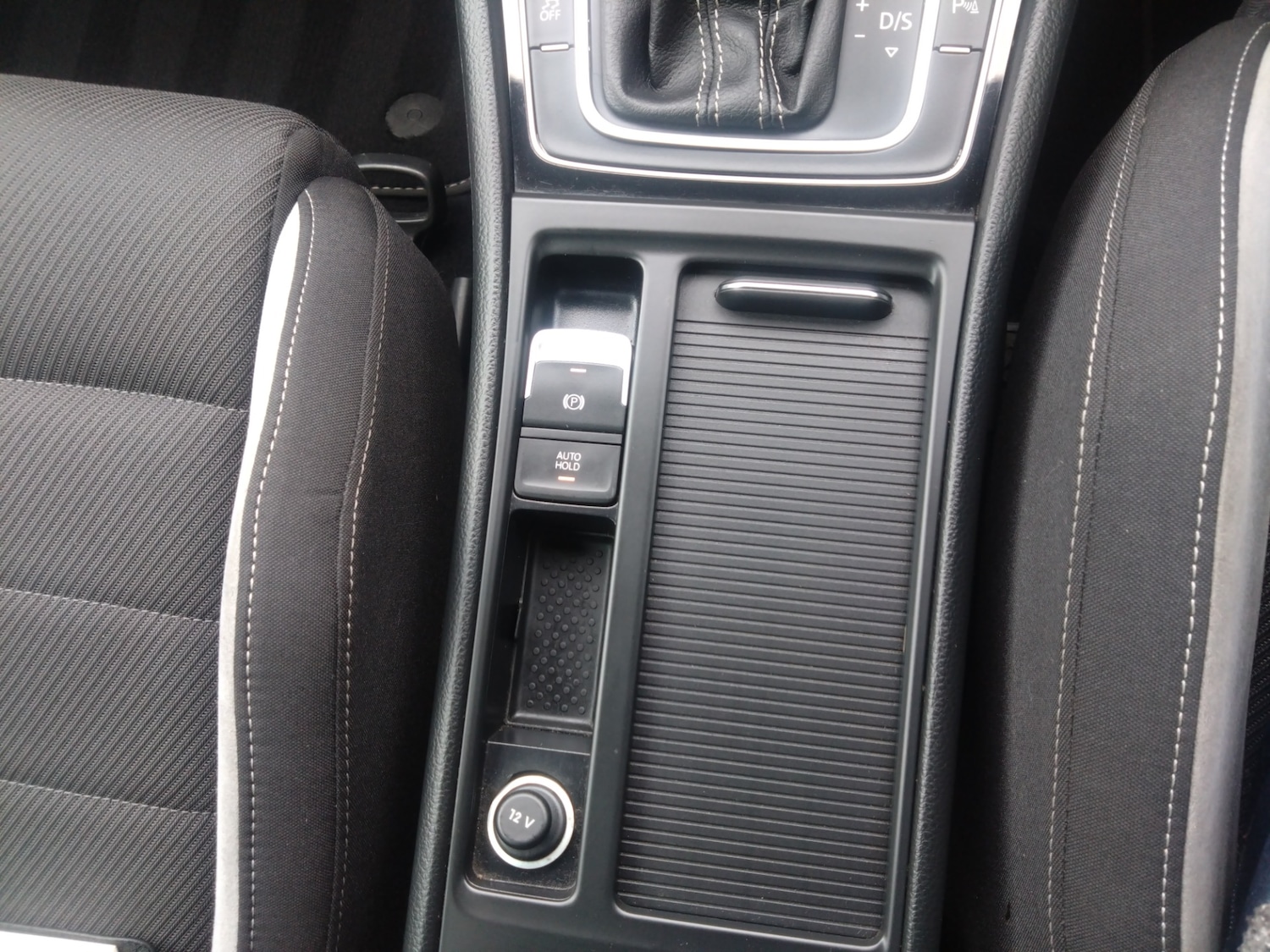 Used Volkswagen Golf 2016 for sale - 76220366: Photo 14