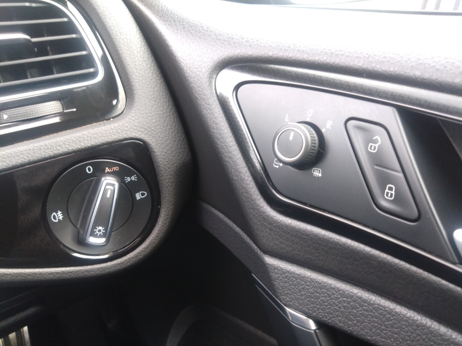 Used Volkswagen Golf 2016 for sale - 76220366: Photo 18