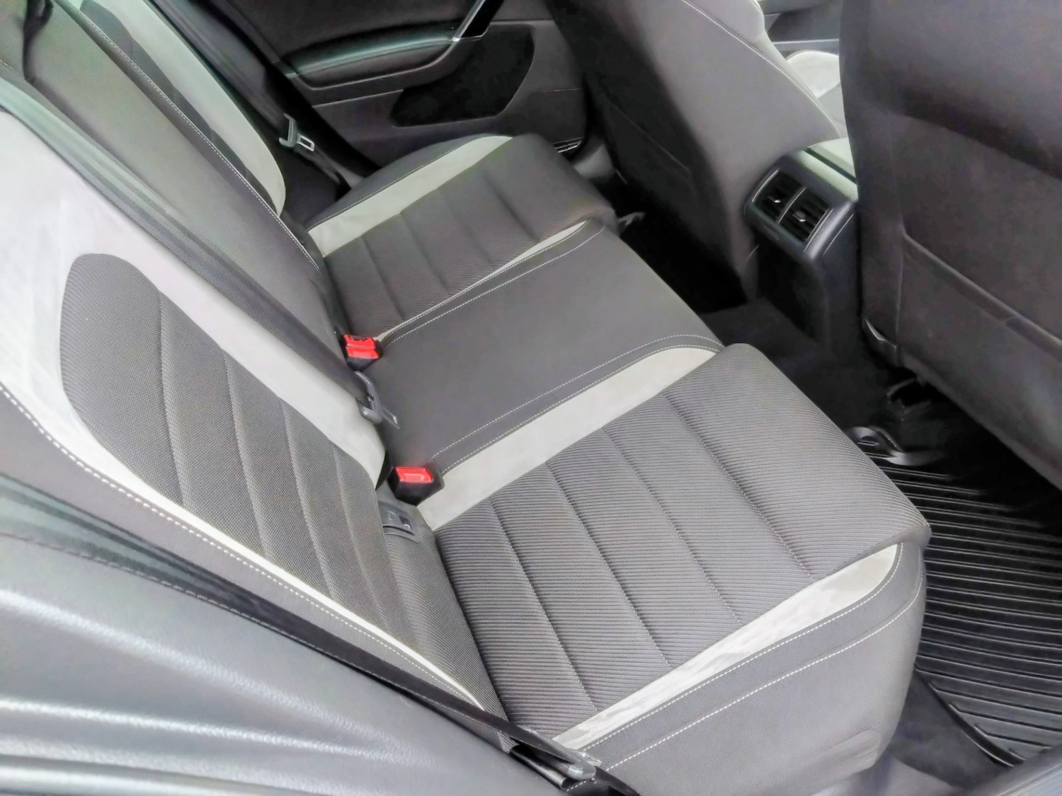 Used Volkswagen Golf 2016 for sale - 76220366: Photo 26