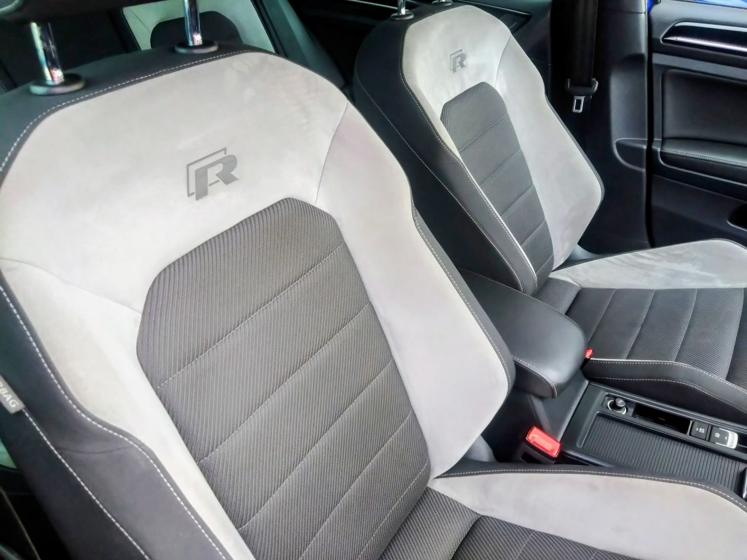 Used Volkswagen Golf 2016 for sale - 76220366: Photo 27