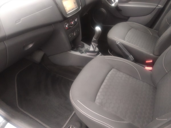 Used Dacia Sandero 2015 for sale - 76192887: Photo 10
