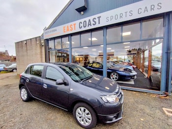 Used Dacia Sandero 2015 for sale - 76192887: Photo 2
