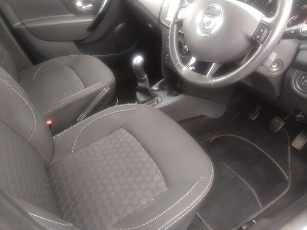Used Dacia Sandero 2015 for sale - 76192887: Photo 8