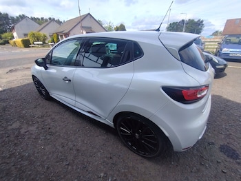 Used Renault Clio 2016 for sale - 78615297: Photo