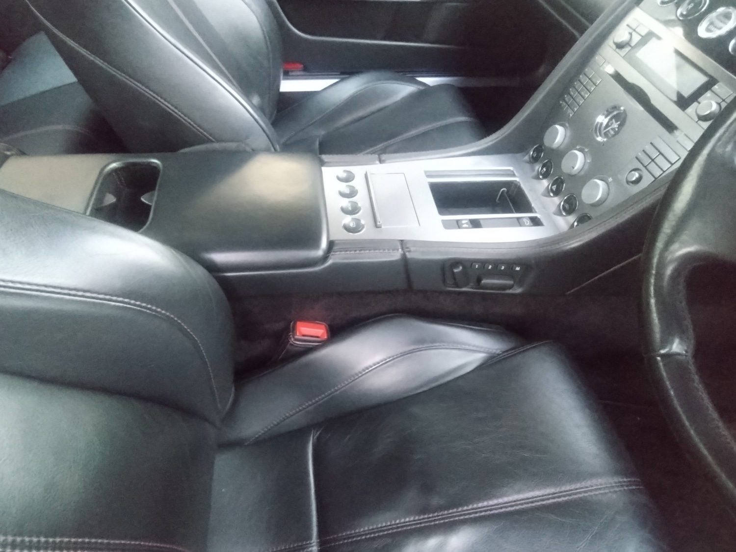 Used Aston Martin DB9 2007 for sale - 76979423: Photo 11