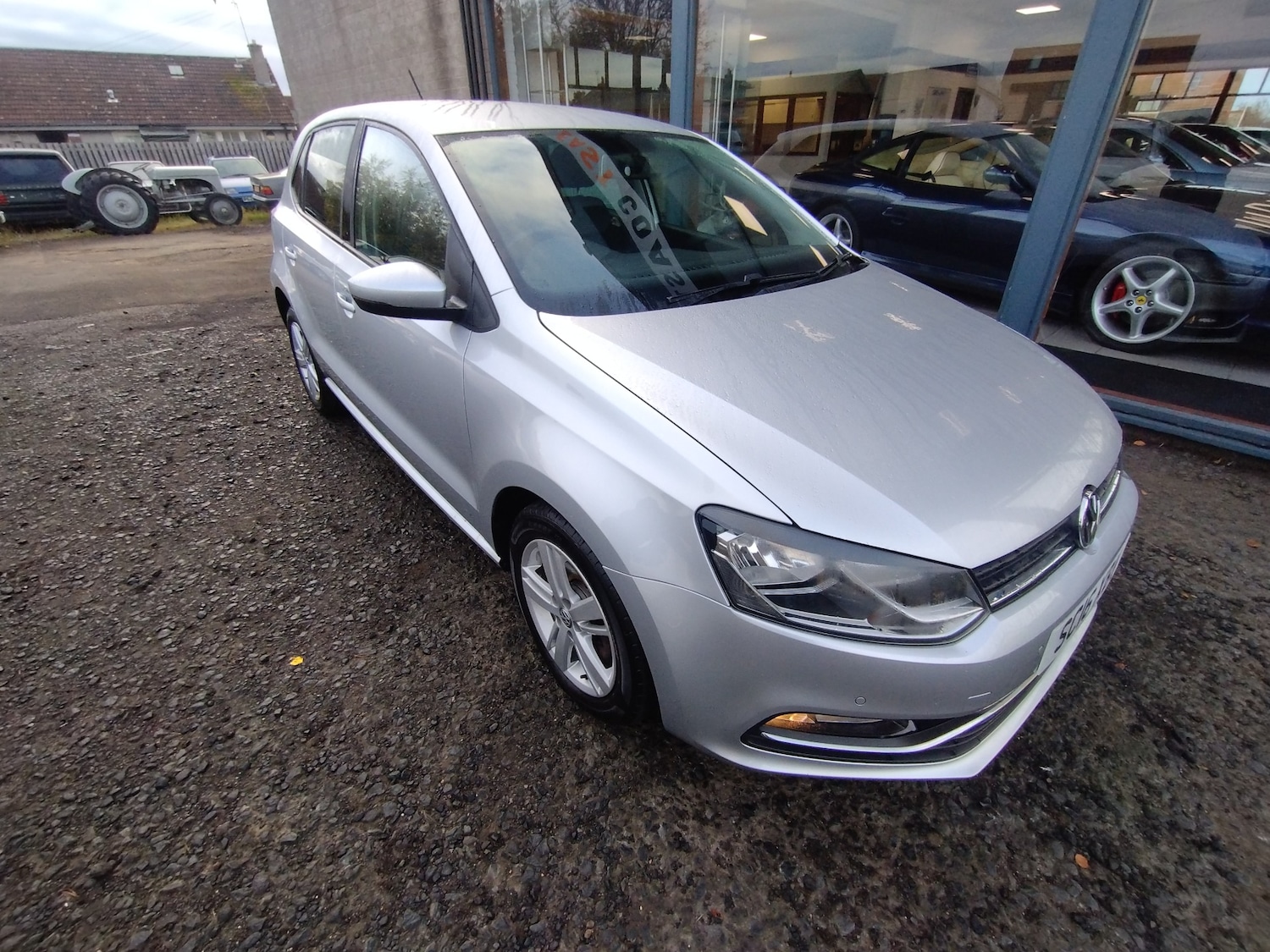 Used Volkswagen Polo 2016 for sale - 76362976: Photo 1