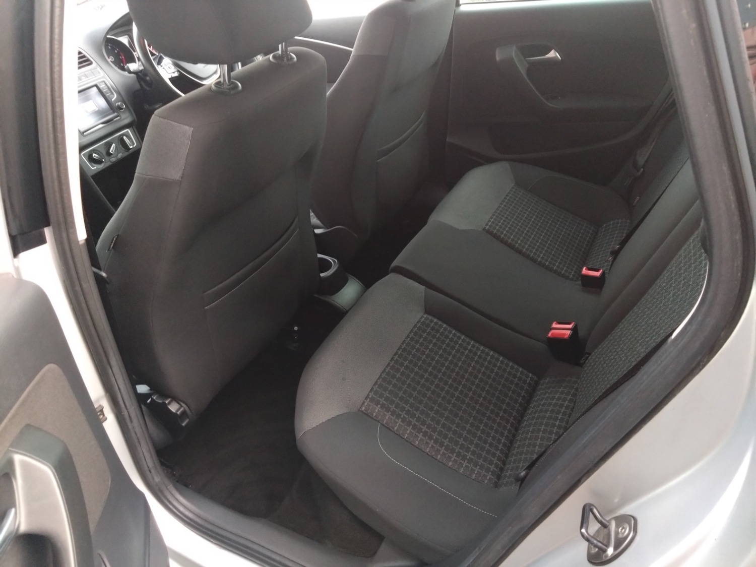 Used Volkswagen Polo 2016 for sale - 76362976: Photo 14