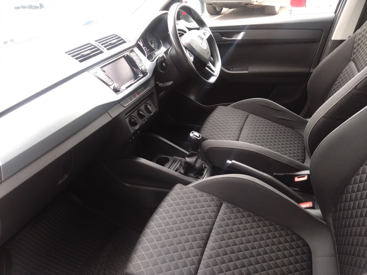 Used Skoda Fabia 2017 for sale - 76352695: Photo 17
