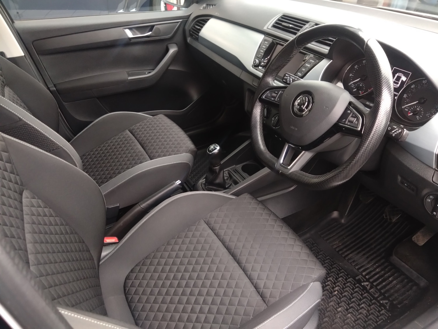 Used Skoda Fabia 2017 for sale - 76352695: Photo 20