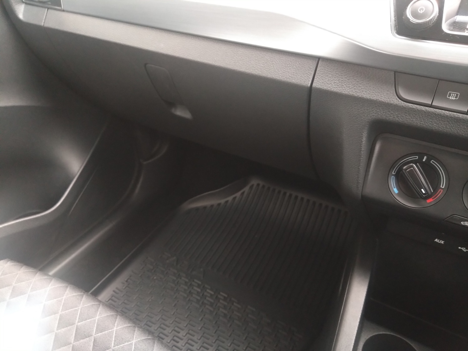 Used Skoda Fabia 2017 for sale - 76352695: Photo 6